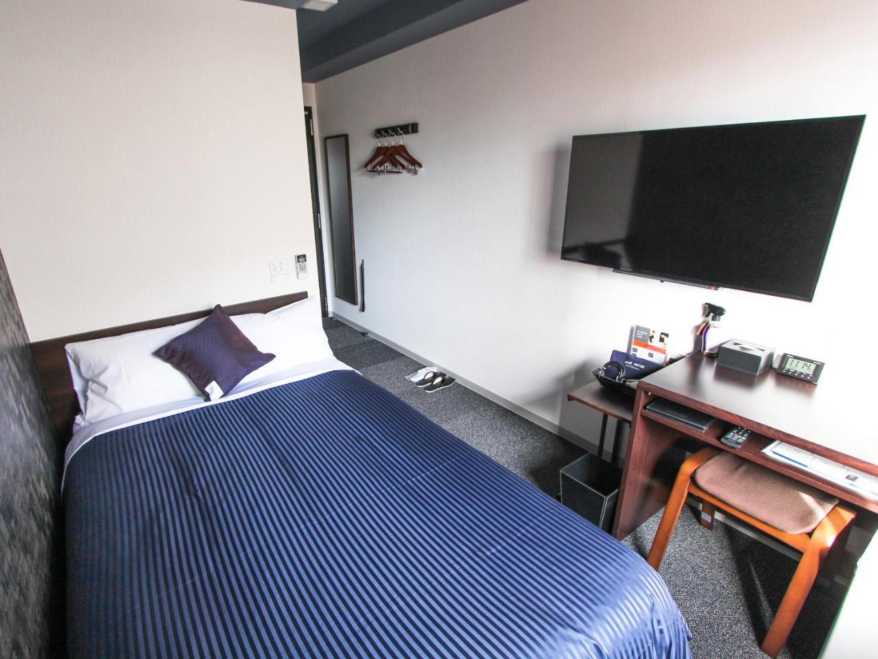 Hotel Livemax Premium Himejieki-Minami Экстерьер фото