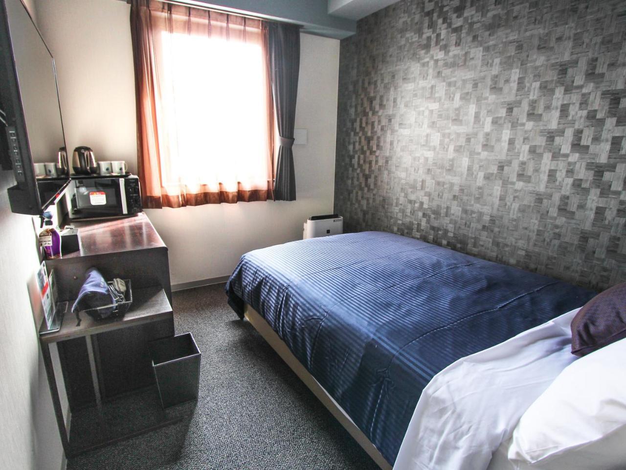 Hotel Livemax Premium Himejieki-Minami Экстерьер фото